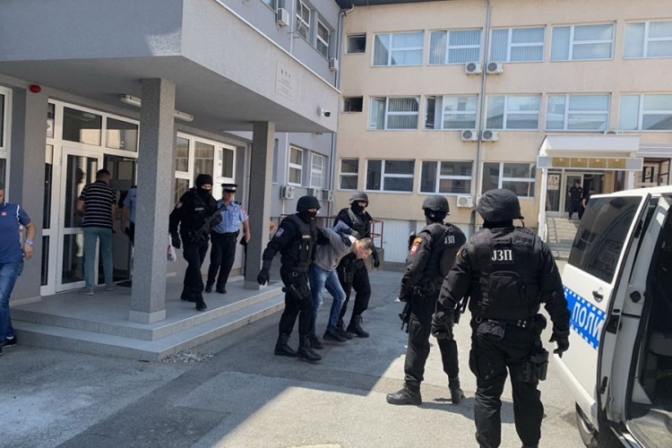 DOBOJ: Uhapšeni u "Teatru" mjesec iza rešetaka