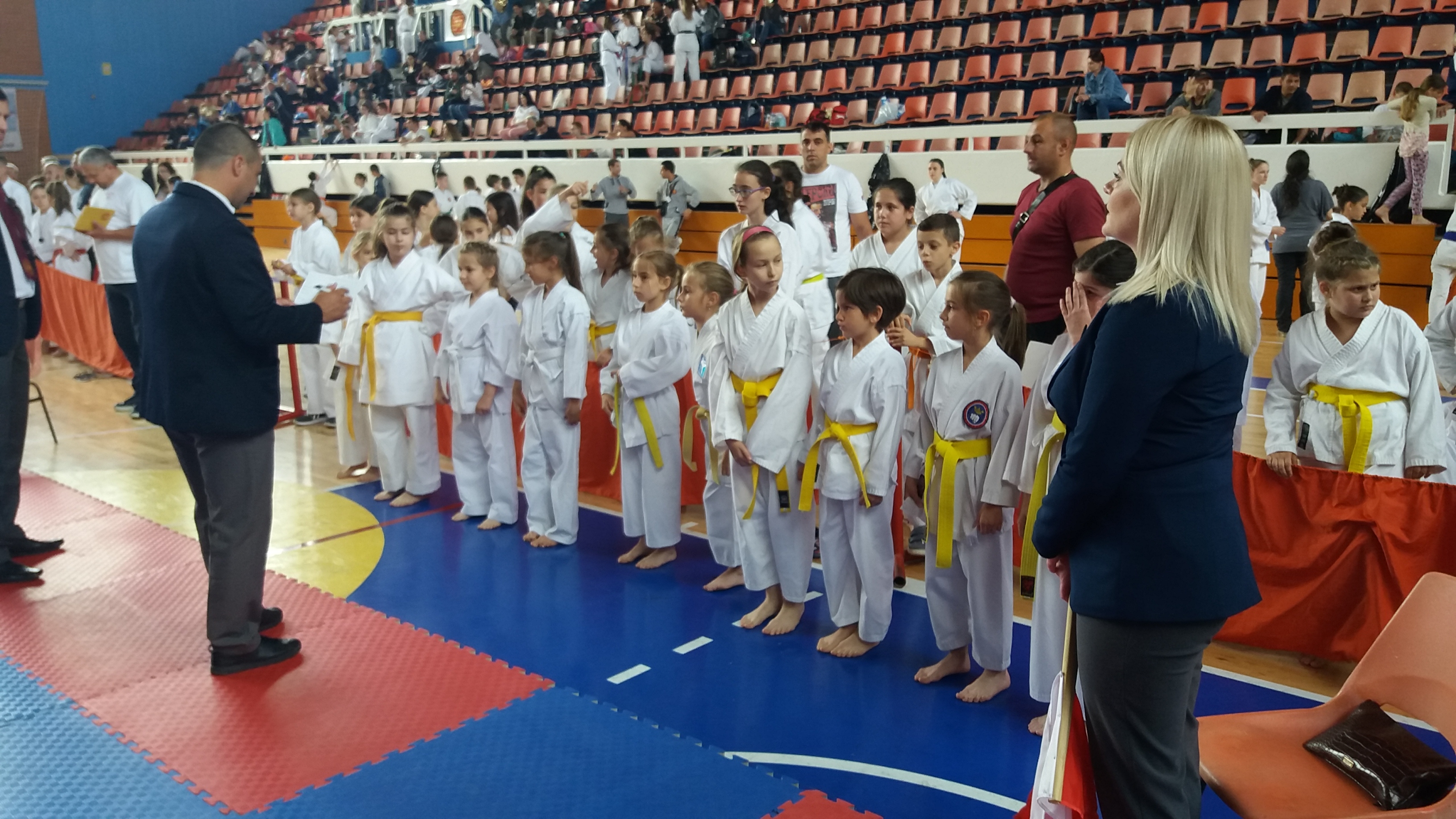 DOBOJ: Uspješan nastup karatista KK "Vila" u Loznici (FOTO)