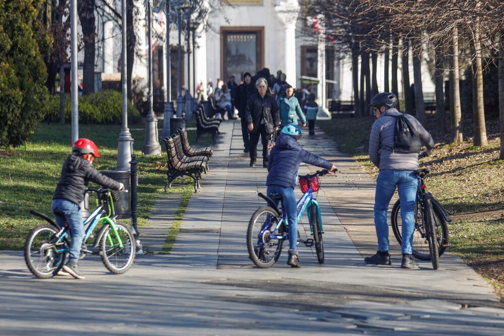 VRIJEME: Danas znatno toplije, poslijepodne naoblačenje