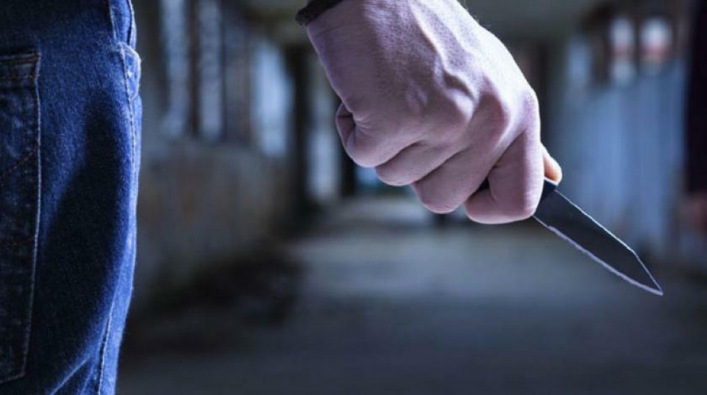 DOBOJ: Prijava o prijetnji nožem ispred škole u Rudanci