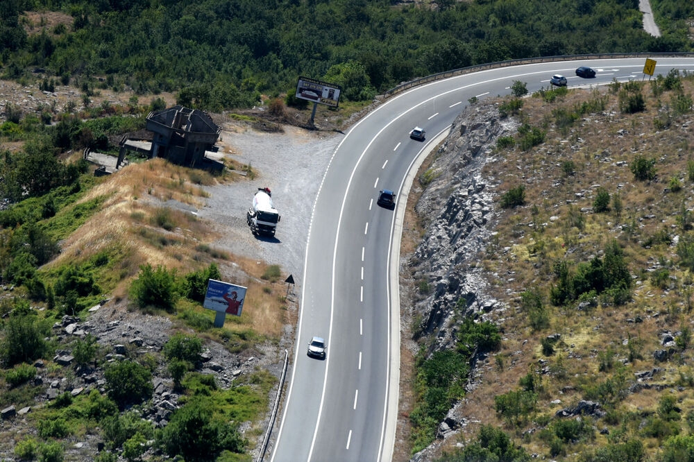 PUTEVI: Izbjegavati vožnju u najtoplijem dijelu dana