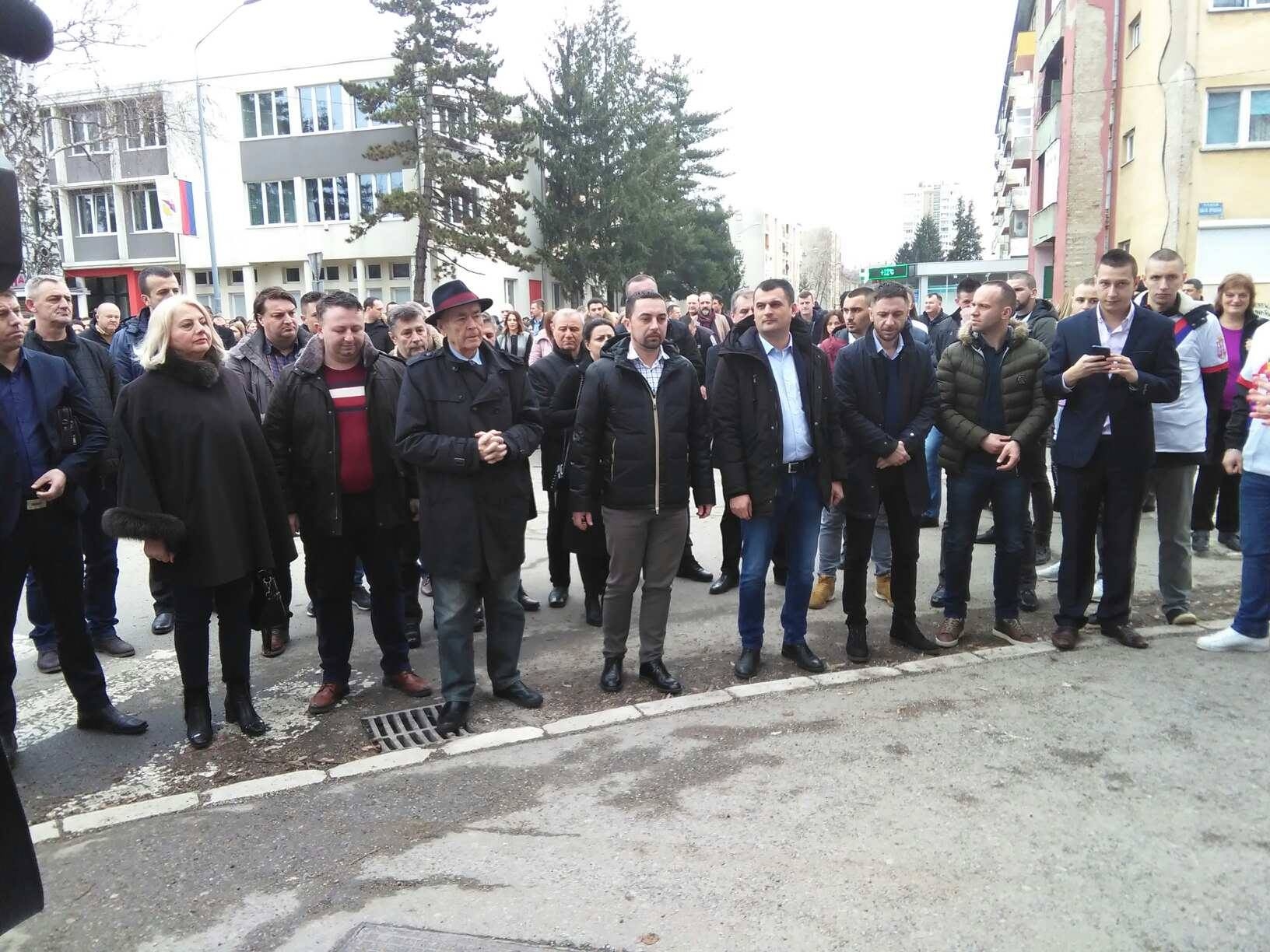 STARAC FOČO OD STOTINU LJETA: Dragi sugrađani, sa nama je budućnost (s)lijepa! (FOTO)
