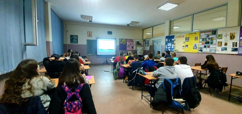 DOBOJ: Zablude o alkoholu, drogama i pušenju