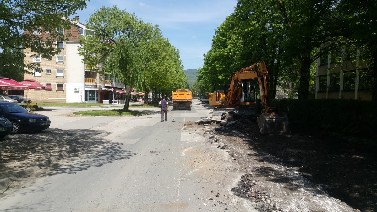 OKOM KAMERE: Počela rekonstrukcija ulice Kneza Miloša