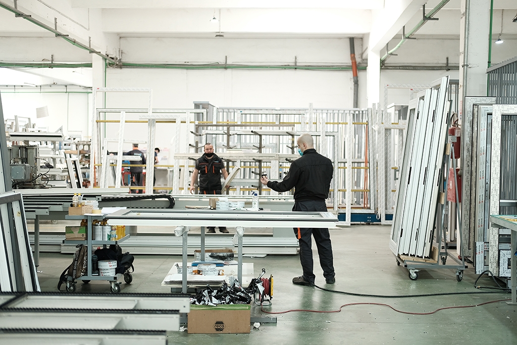 OGLAS ZA POSAO: BoWiDo d.o.o. zapošljava radnika u tehničkoj pripremi PVC stolarije (2 izvršioca)