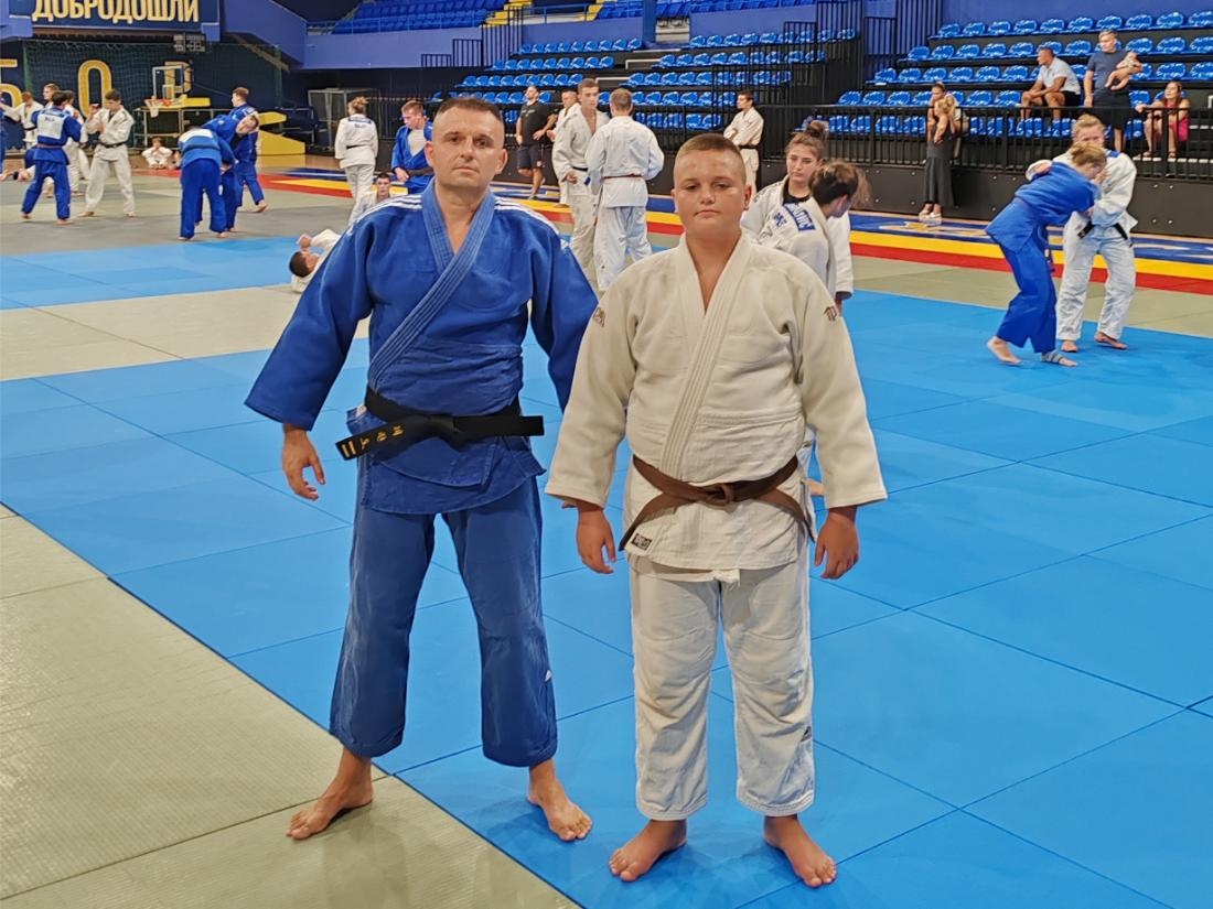 Članovi Džudo kluba "Morote" Petrovo na petodnevnim pripremama u Somboru