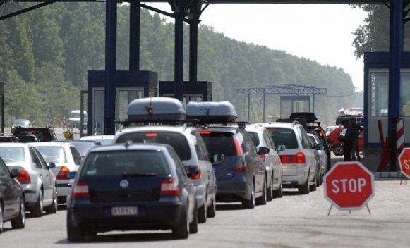 GRANIČNI PRELAZI: Pojačana frekvencija vozila na izlazu iz BiH