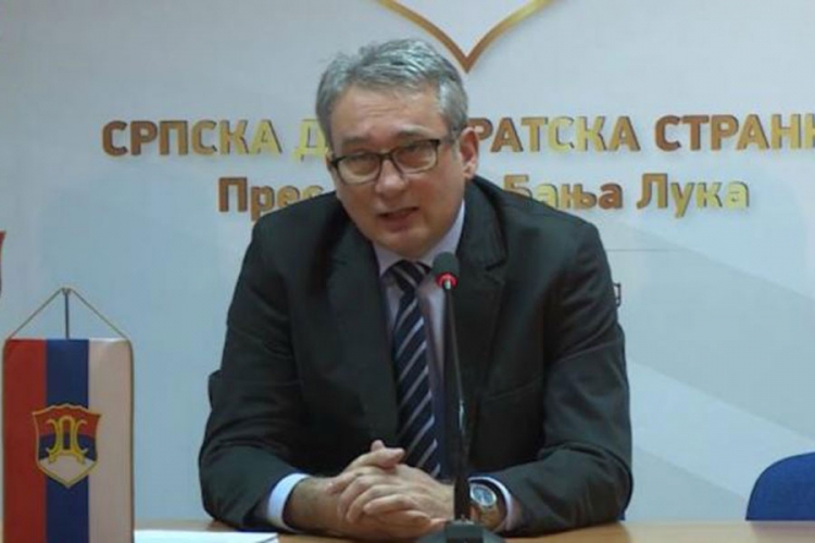 Glavni odbor u Doboju odlučuje o sudbini SDS-a