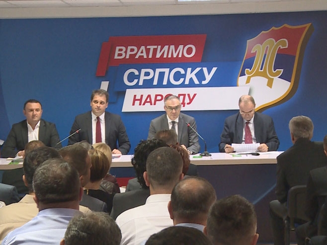 DOBOJ: Danijel Јošić i Nebojša Marić napuštaju SDS!?