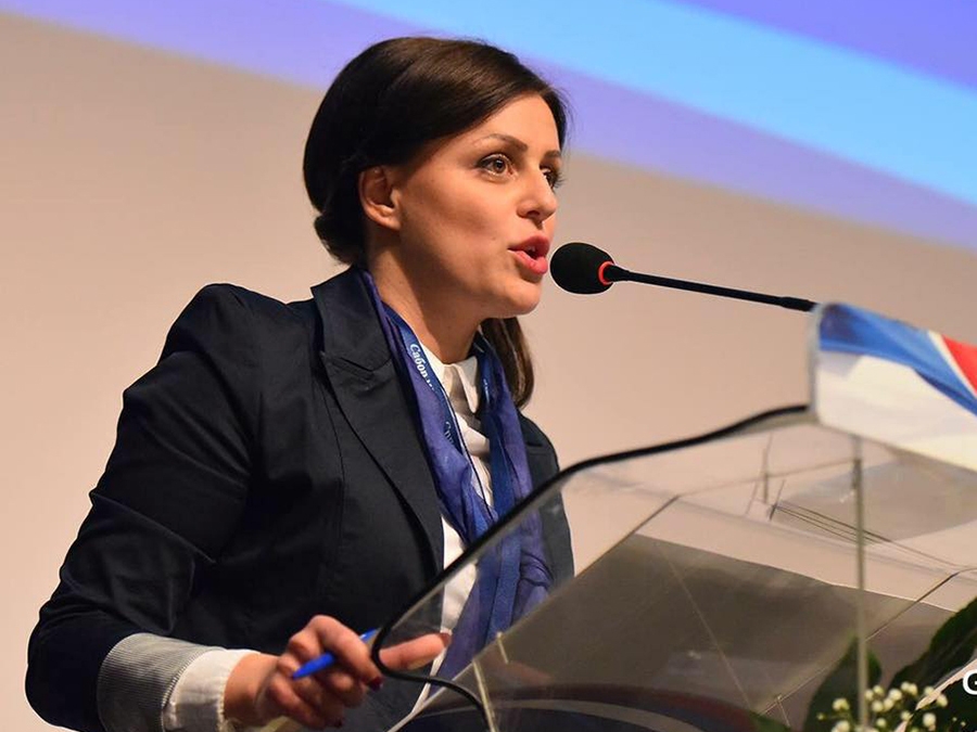 DOBOJ: Mladi SDS-a traže ostavku Nine Bukejlović koja se na izborima izjasnila kao Bošnjakinja