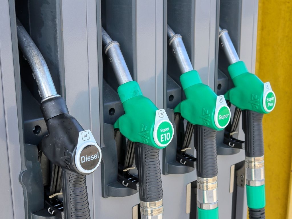 Za godinu dana cijena dizela skočila za 24 odsto, benzina za 11