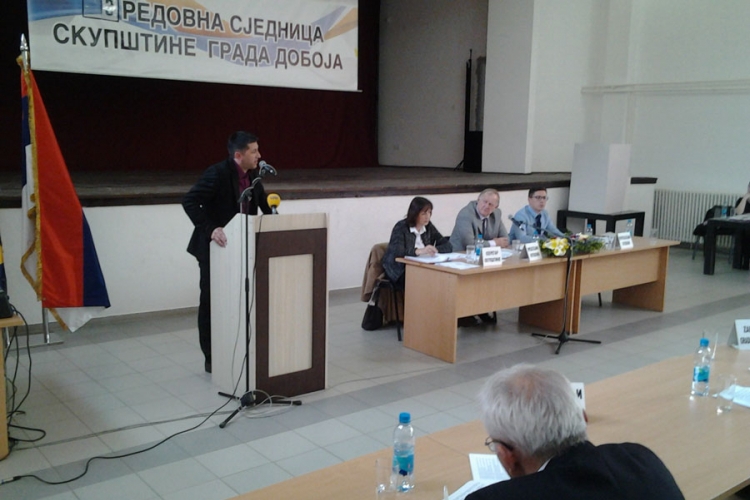 DOBOJ: Borba za lidersku poziciju u dobojskom SNSD-u