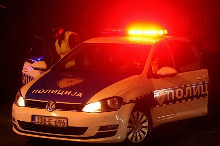 SAOBRAĆAJNA NEZGODA U DOBOJU: Materijalna šteta i problemi u saobraćaju