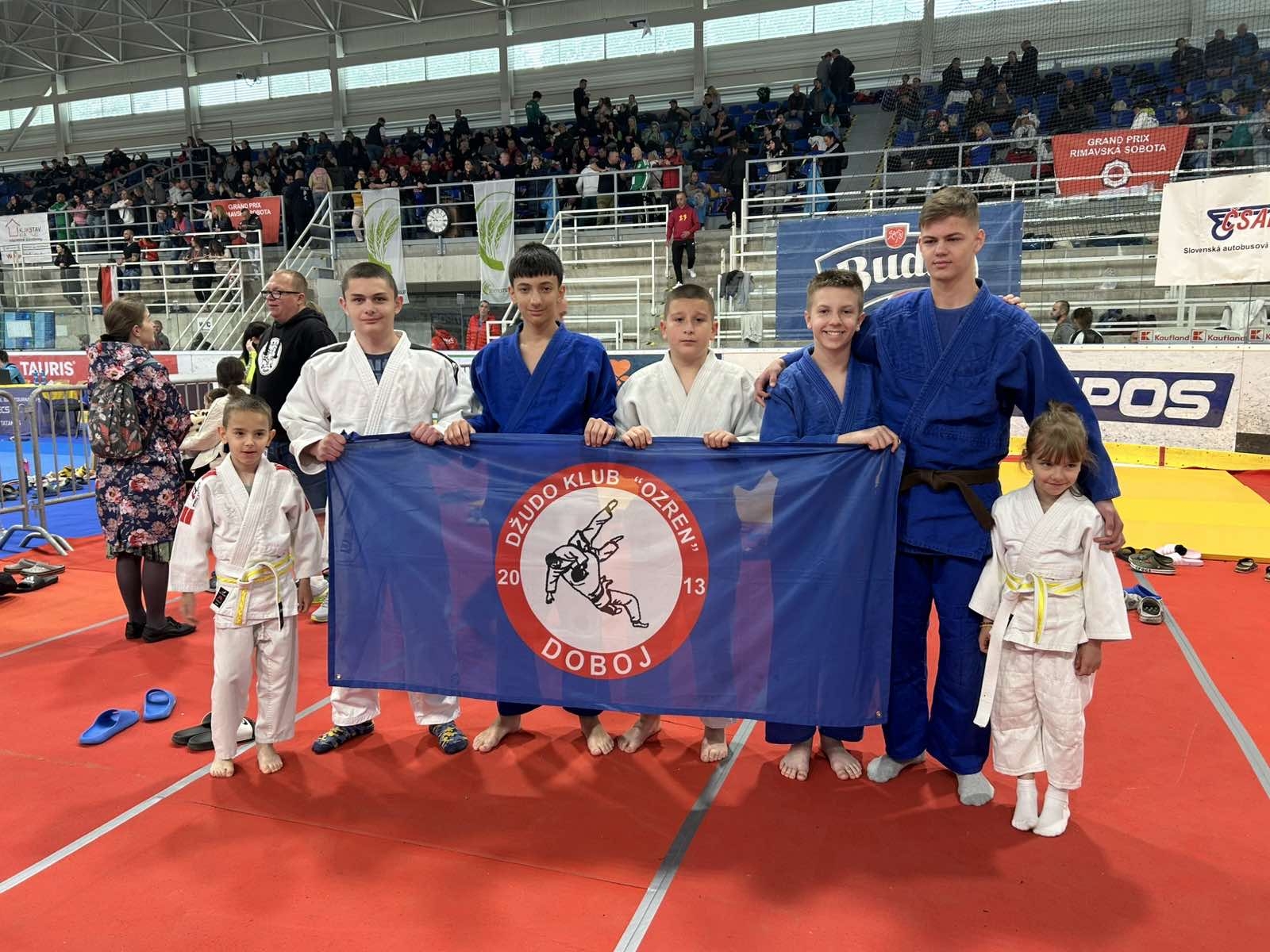 DOBOJ: Zlato i bronza za džudiste "Ozrena" na međunarodnom turniru u Slovačkoj