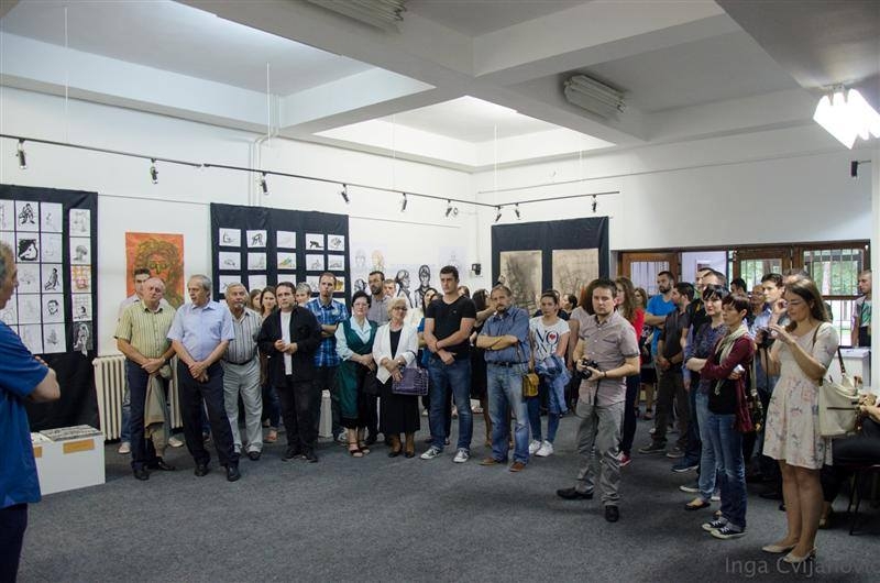 DOBOJ: Otvorena izložba studenata Pravoslavnog bogoslovskog fakulteta (FOTO)