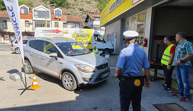 DOBOJ: Polovina pregledanih vozila sa zimskim gumama