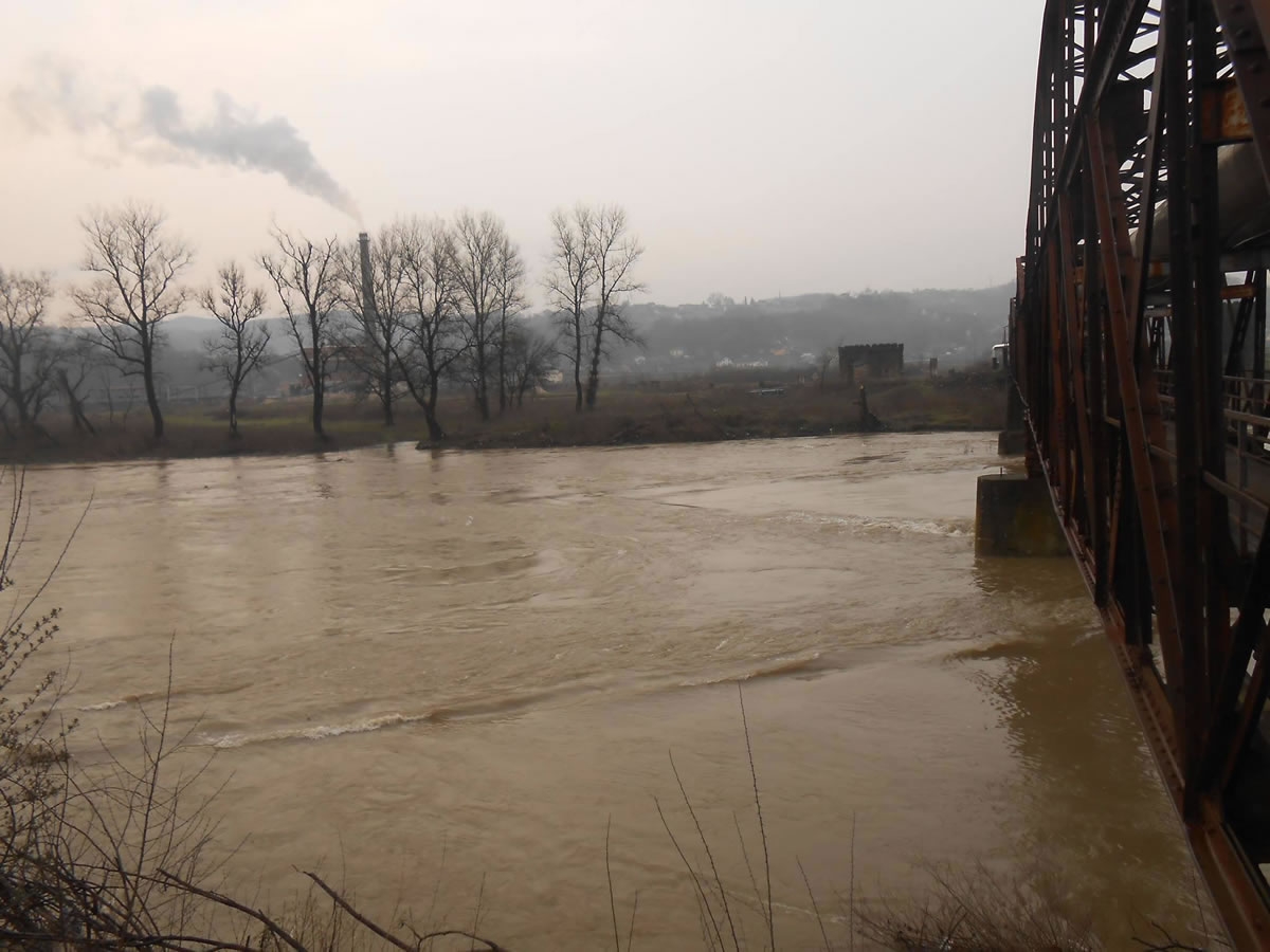 OKOM KAMERE: Doboj siguran, nizak vodostaj rijeke Bosne