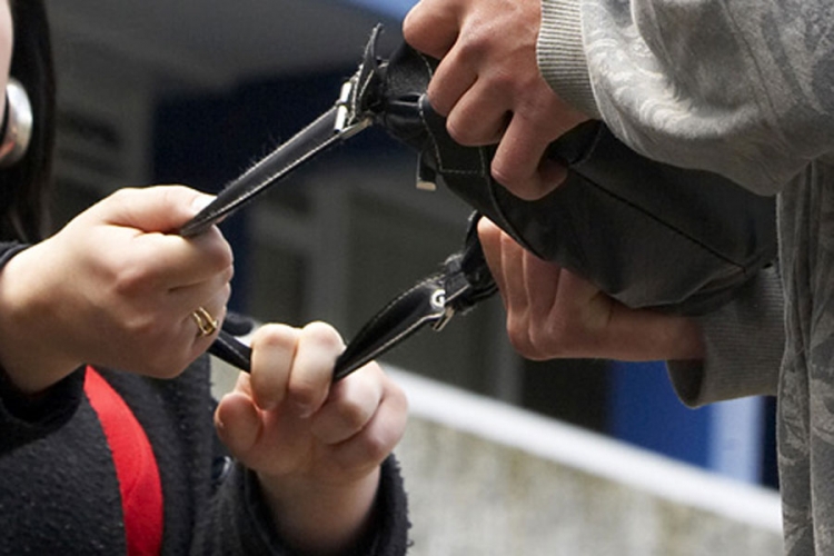 DOBOJ: Opljačkanim parama vratili dug