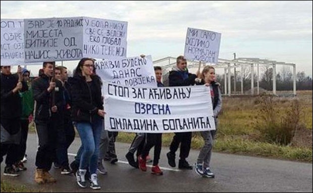 DOBOJ: „Guraju” fabriku po svaku cenu