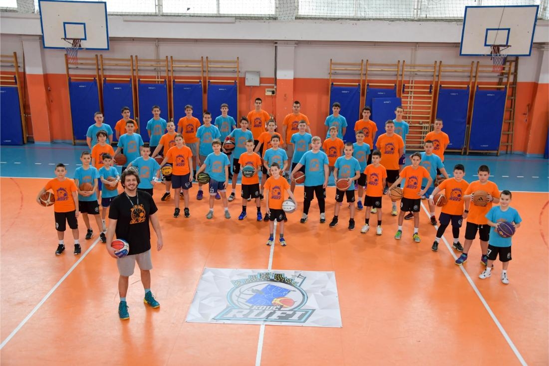 „KOUČ RUFI“ PONOVO U DOBOJU – Počinju prijave za ljetni trenažni proces mladih košarkaša