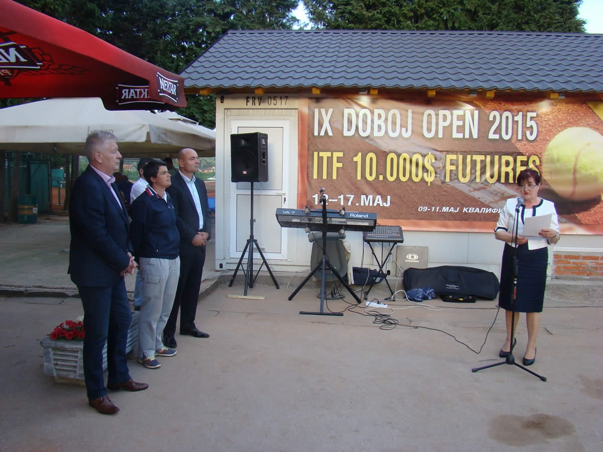 DOBOJ: Otvoren teniski turnir "Doboj open 2015" (FOTO)