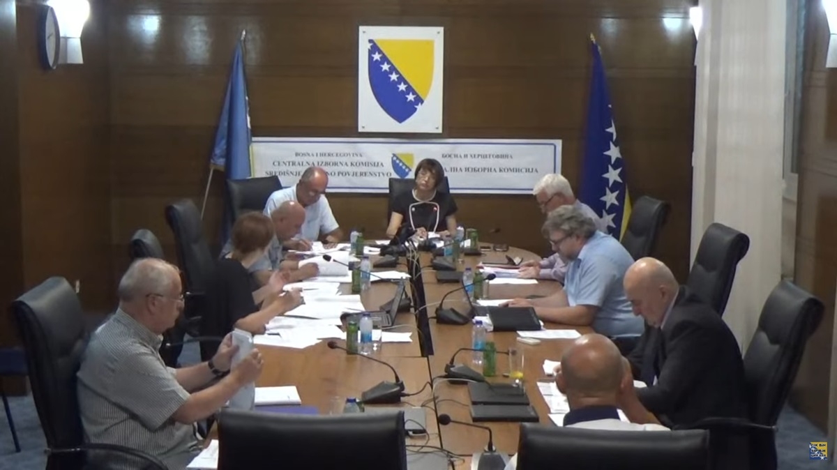 CIK NA METI KRITIKA: Objavljuju imena građana koji prijavljuju predizborni lov u mutnom