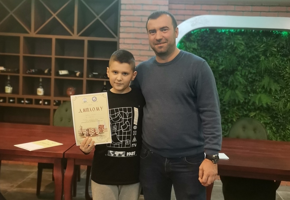 DOBOJ: Đorđe Lukić prvi na „Miholjdanskom šahovskom turniru 2022“