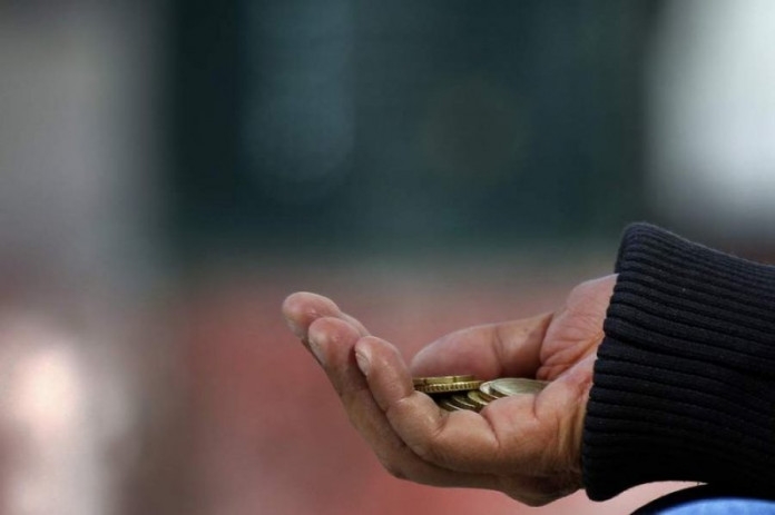 DOBOJ: U aprilu 11 prekršajnih naloga zbog prosjačenja