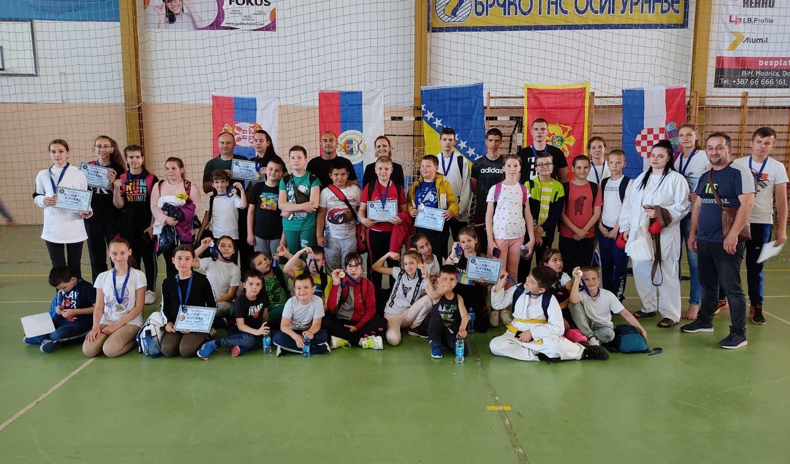 DOBOJ: Karatisti "Vile" na kvalifikacionom turniru za plasman na prvenstvo Evrope (FOTO)