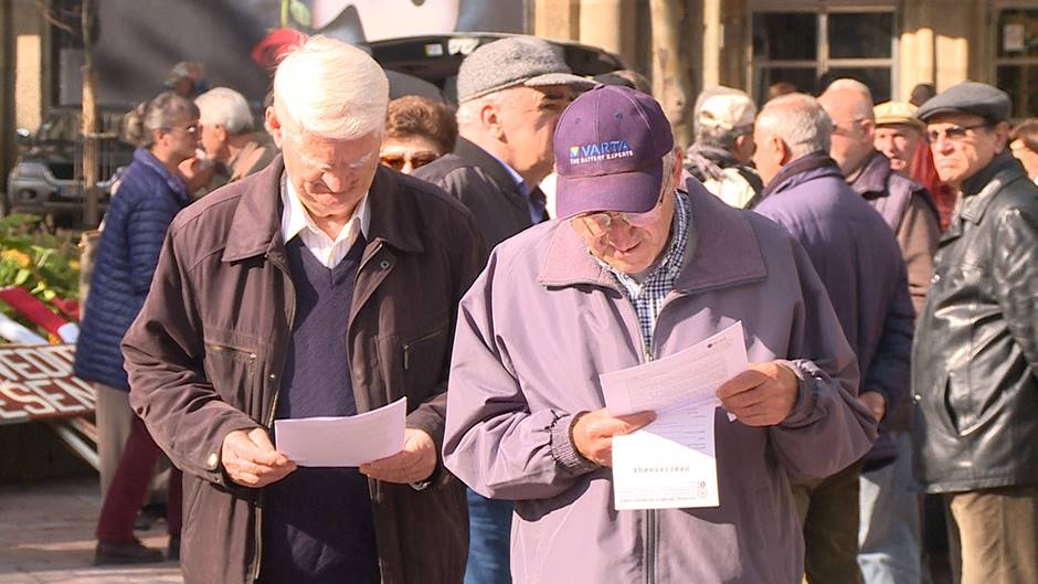POSLODAVCIMA U SRPSKOJ SVE TEŽE NAĆI RADNIKE: Raste broj penzionera koji ponovo zasnivaju radni odnos