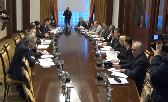 Bez dogovora Vlade i sindikata, smanjenja na vidiku