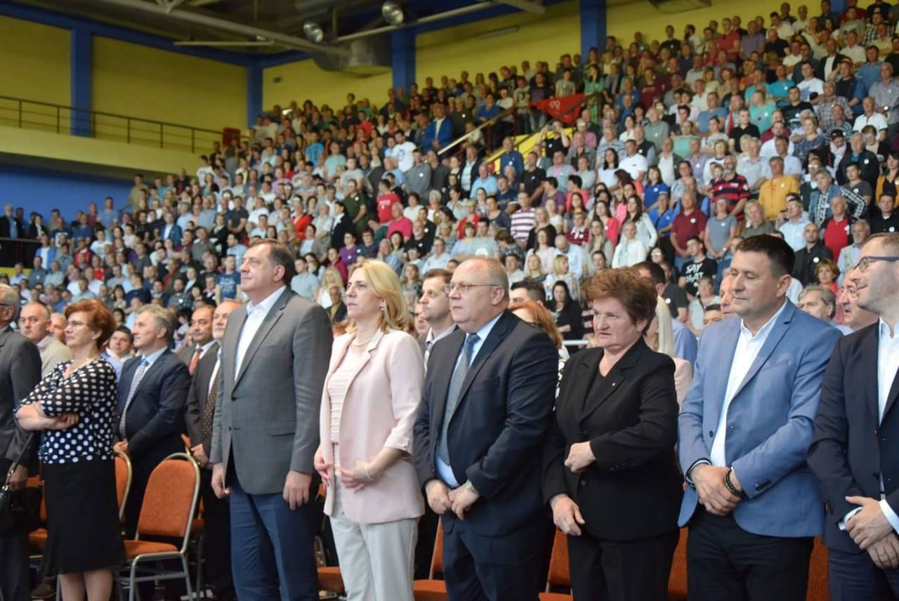 TESLIĆ: Dvadeset godina od osnivanja teslićkog SNSD