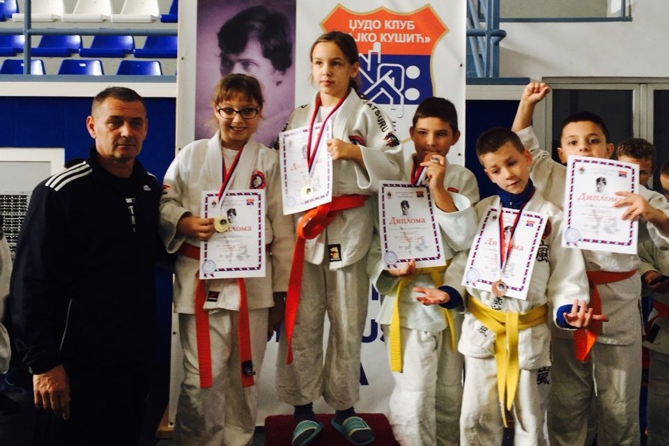 DOBOJ: Anja Petrović i Jelena Blagojević zlatne na Palama