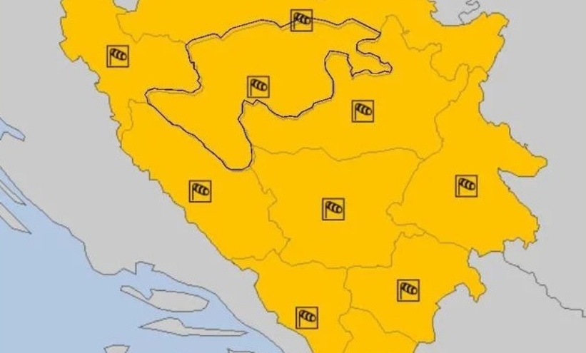 UPOZORENJE: Poledica i udari vjetra brzine i do 90 km/h
