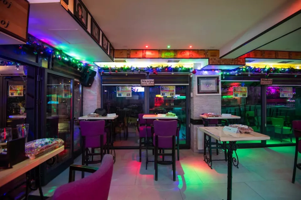 OGLAS ZA POSAO: Caffe & Wine bar "Madera" zapošljava čistačicu/spremačicu