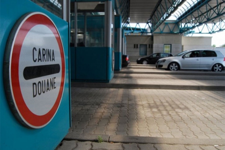 PUTEVI: Saobraćaj se odvija redovno, očekuju se gužve na granicama