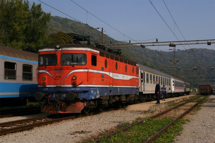 DOBOJ: Voz usmrtio ženu
