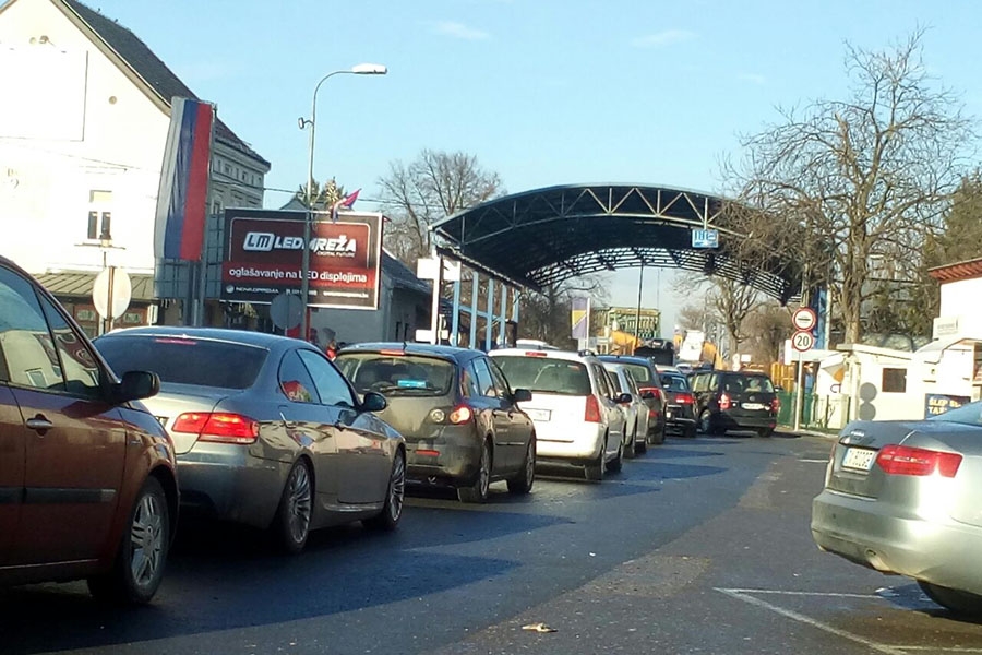 PUTEVI: Pojačana frekvencija vozila na prelazu Gradiška