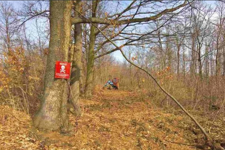 DETALJI TRAGEDIJE U DOBOJU Tri osobe ušle u obilježeno minsko polje, jedna poginula