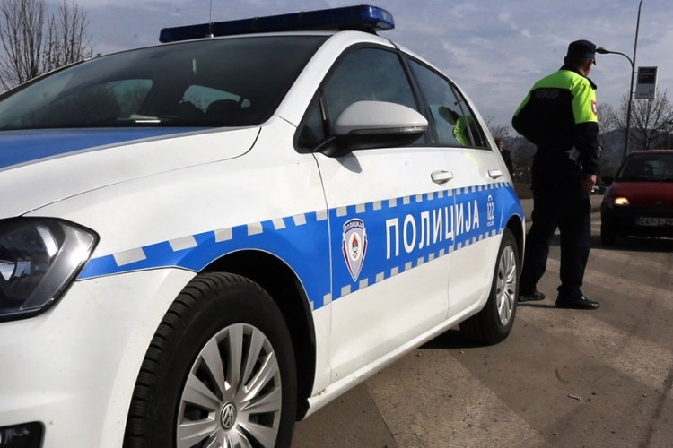 DOBOJ: Učestvovao u nezgodi pa mu oduzeli auto