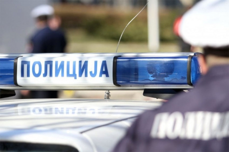 DOBOJ: Na lokalnom putu pronađeno beživotno tijelo