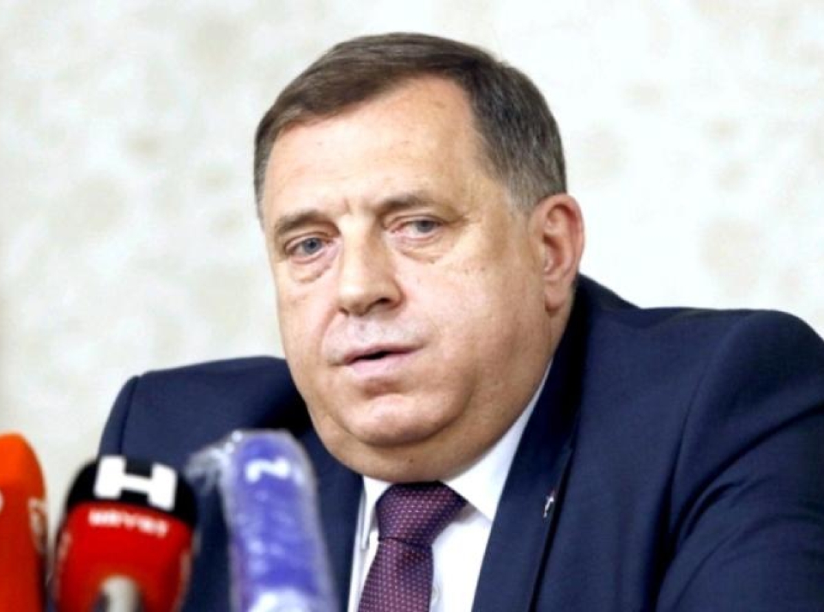 DODIK SE OPET POVLAČI: Pristanak na apelacioni sud, popuštanje Čoviću po pitanju Ustavnog suda BiH i novo gaženje zaključaka NSRS