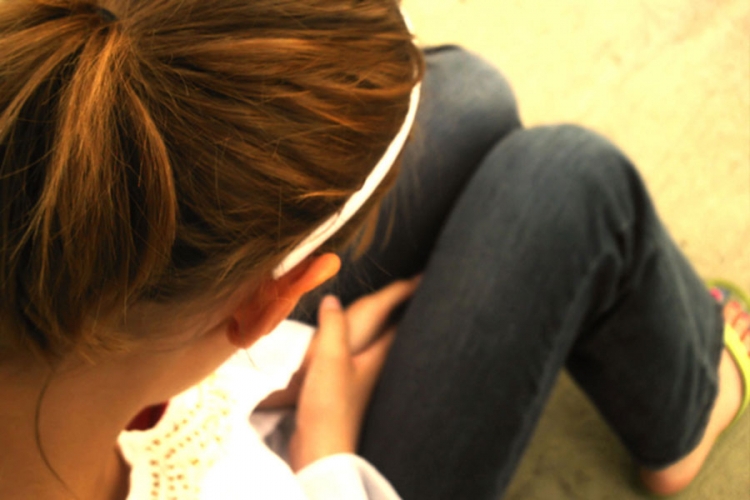 DOBOJ: Radnici na ringišpilu obljubili djevojčicu?