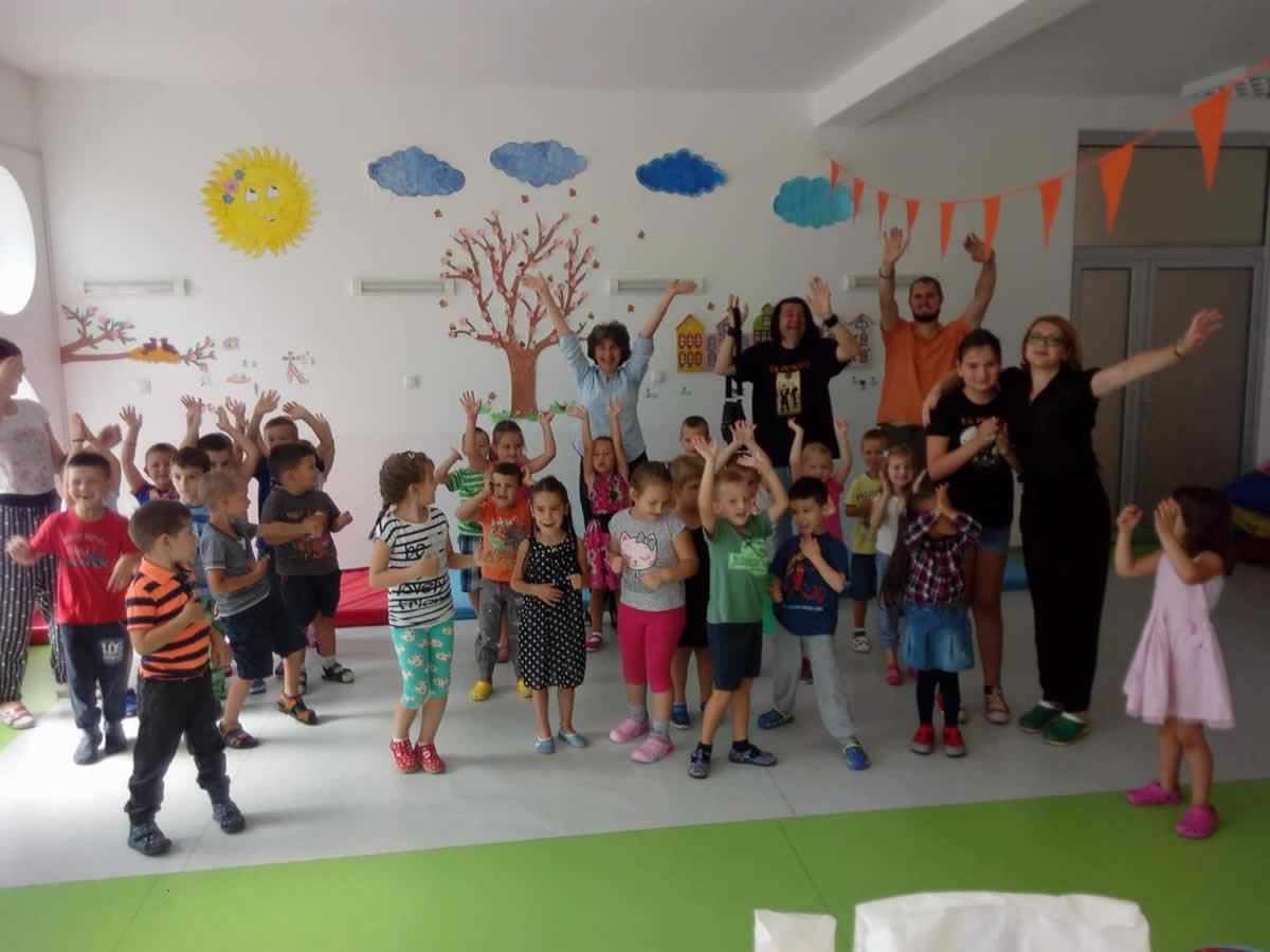 DOBOJ: Ex Ponto uručio donaciju djeci (FOTO)