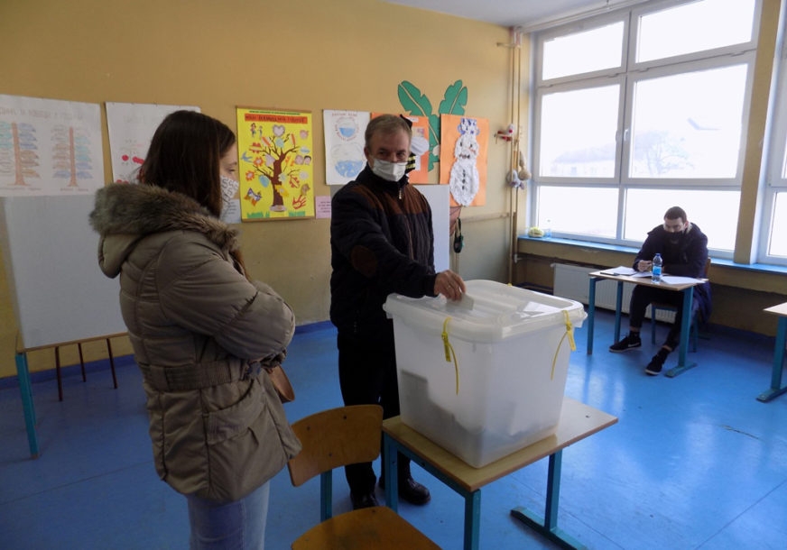 DOBOJ: Ni sami za sebe nisu glasali, ponovljeni izbori otvorili staru temu
