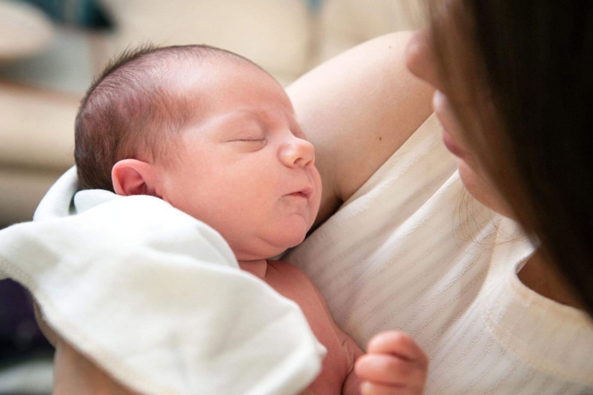 DOBOJ: Podržati sve dojilje, pa i one koje doje u javnosti