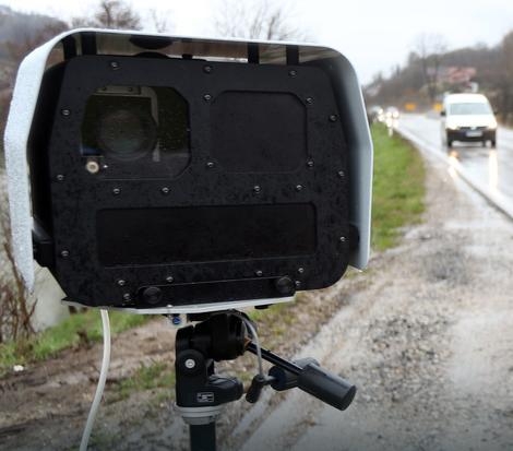 DOBOJ: Od danas kontrola brzine u saobraćaju "dual" radarom