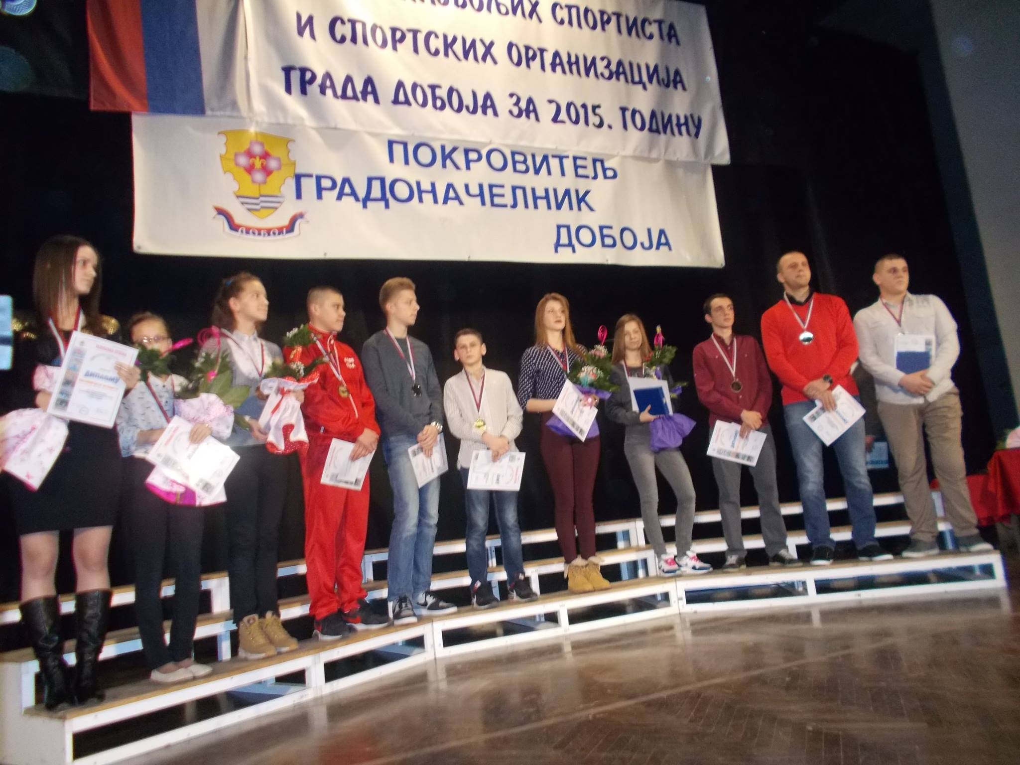 PROGLAŠENJE NAJBOLJIH SPORTISTA I KLUBOVA ZA 2015. GODINU: Mnogobrojne medalje i priznanja
