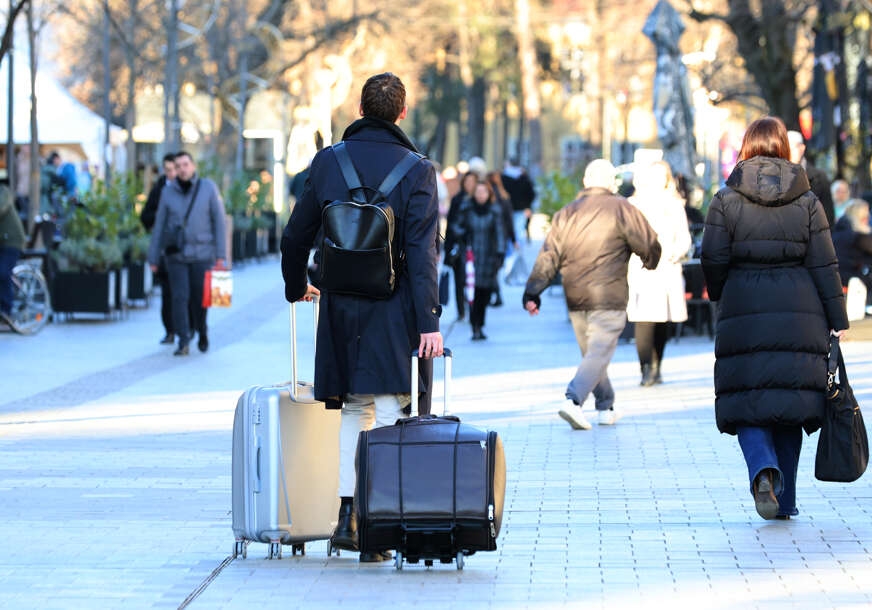 "Hoće li nas uopšte više biti" Republika Srpska nosi teret VIŠE UMRLIH NEGO ROĐENIH, devedesete posljednja svijetla tačka
