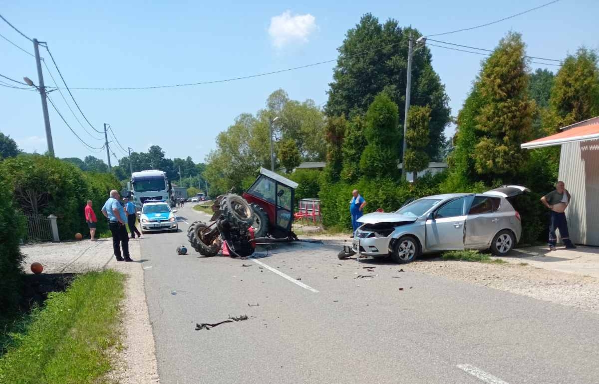 DOBOJ: Saobraćajna nezgoda na putu Stanari-Rudanka